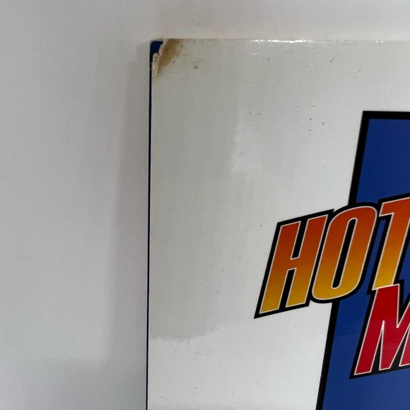 Hot Shot and Mighty Girl comic First edition - Picture 7 of 7
